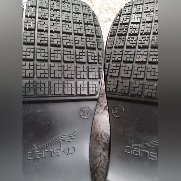 Dansko Professional Clog Black/Silver Geometic Circle Pattern Size 37 or 6.5 US - Picture 7 of 8